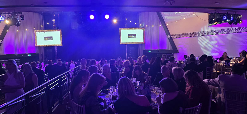 A Night of Glamour: